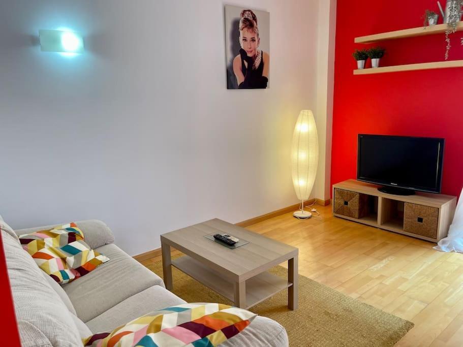 Acogedor Apartamento En Zaragoza Luaran gambar