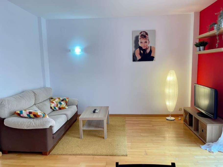 Acogedor Apartamento En Zaragoza Luaran gambar